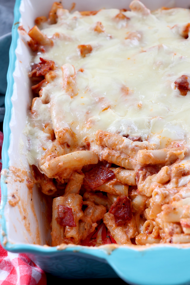 Baked Ziti with white Sauce