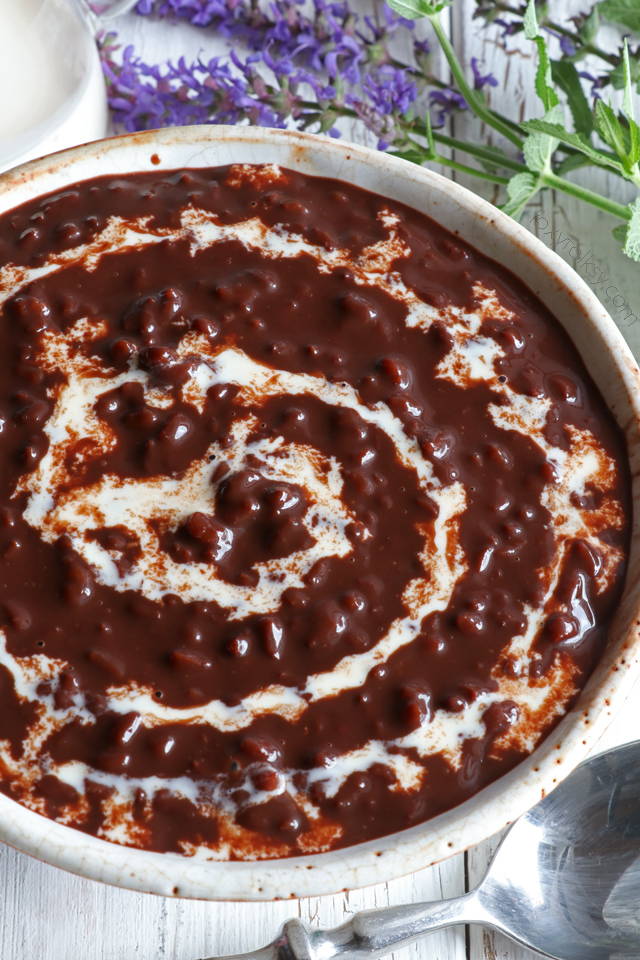 A Filipino sweet porridge made from cocoa and glutinous rice top and served with condensed milk. 