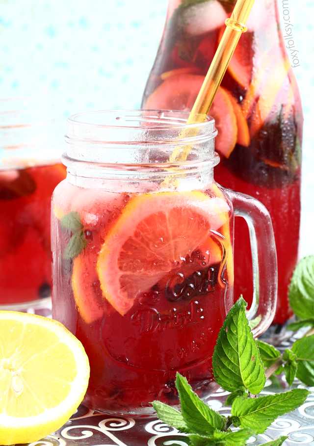 Stay cool and refreshed this summer with this homemade red iced tea with mint . | www.foxyfolksy.com