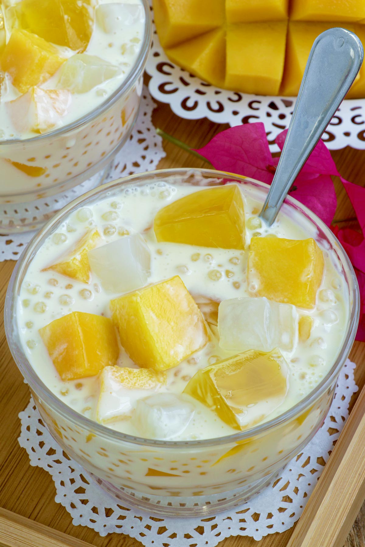 Sweet, refreshing and creamy Mango Jelly in dessert bowls.